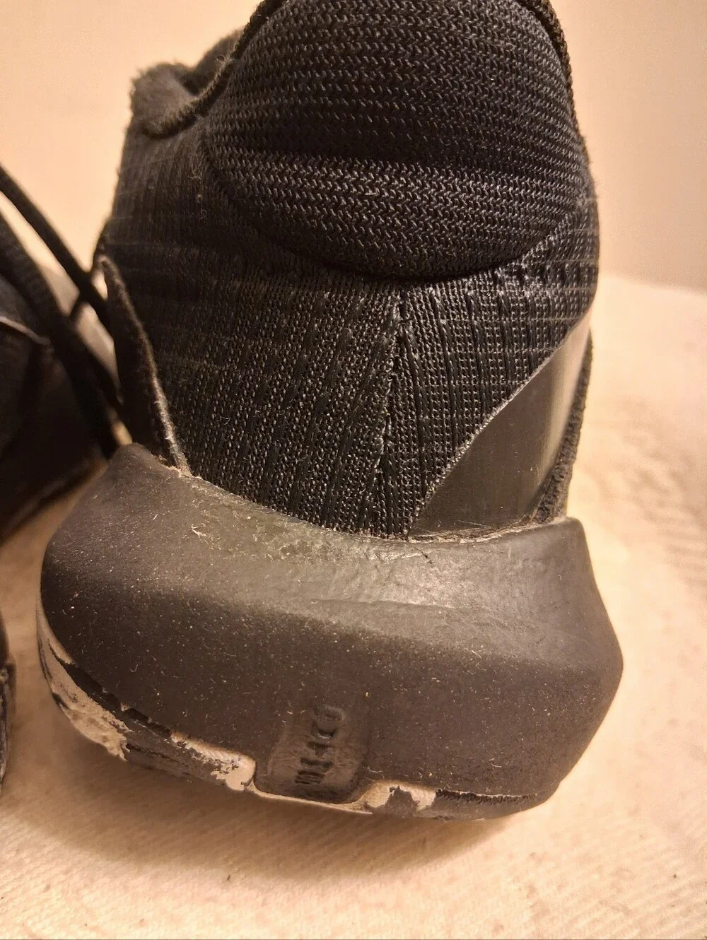 Under Armour boy black
